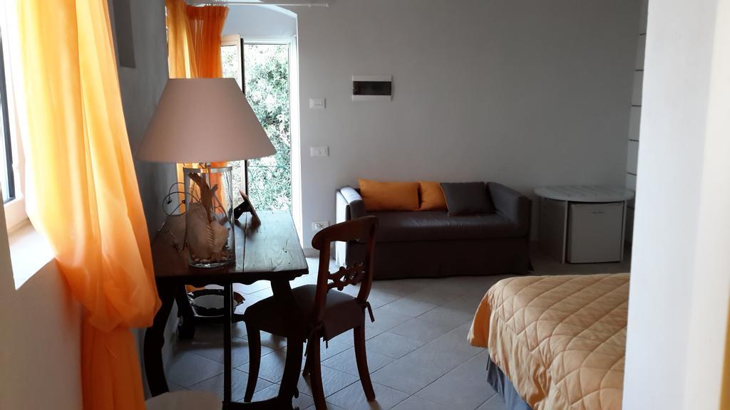 テッラロ Le Sirene Bed & Breakfast エクステリア 写真