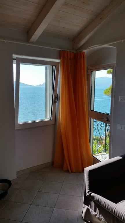 テッラロ Le Sirene Bed & Breakfast エクステリア 写真