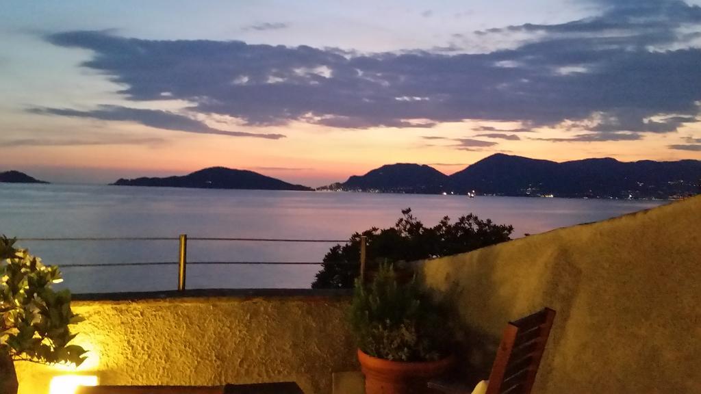 テッラロ Le Sirene Bed & Breakfast エクステリア 写真