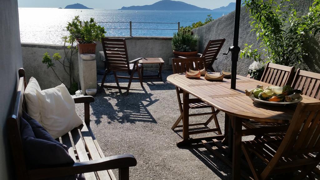 テッラロ Le Sirene Bed & Breakfast エクステリア 写真